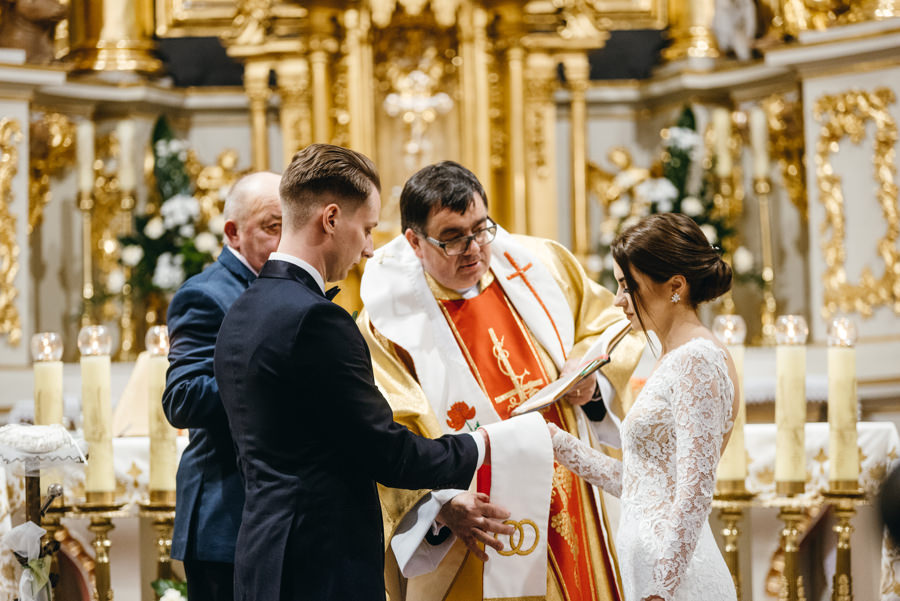 przysięga ślubna, ceremonia ślubna, fotograf Bochnia, reportaż ślubny