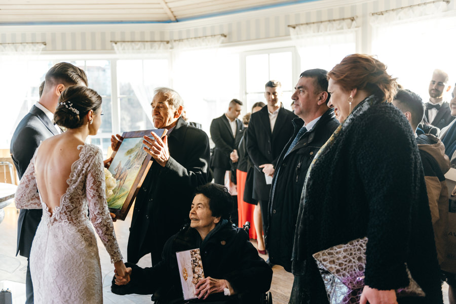 życzenia dla pary młodej, wzruszające momenty, reportaż ślubny, Hotel Panorama Garden, wesele, reportaż ślubny, Fotograf Bochnia