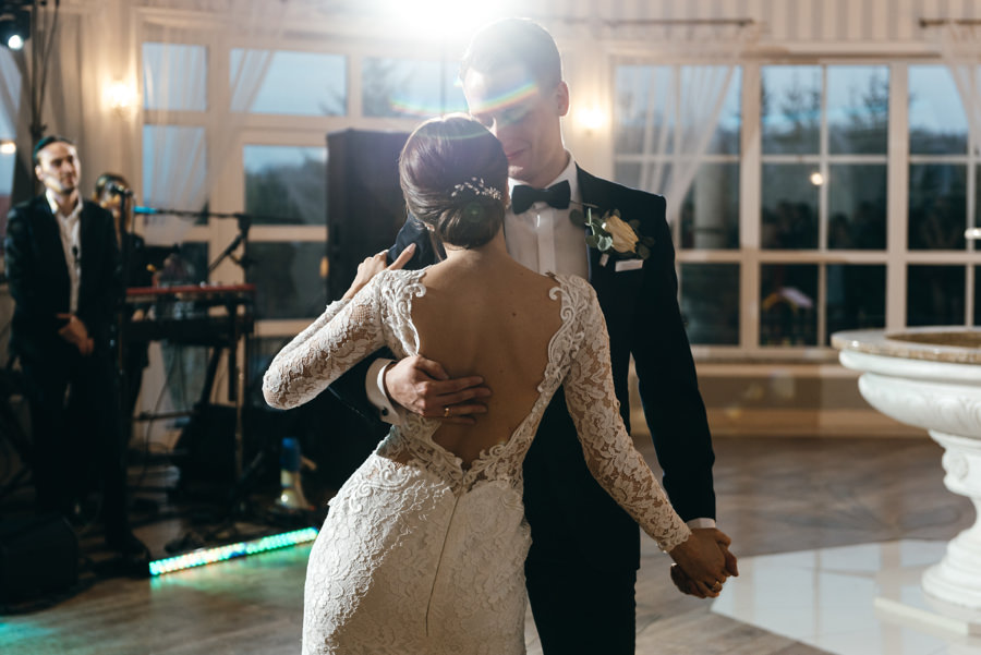 pierwszy taniec, Hotel Panorama Garden, wesele, reportaż ślubny, Fotograf Bochnia