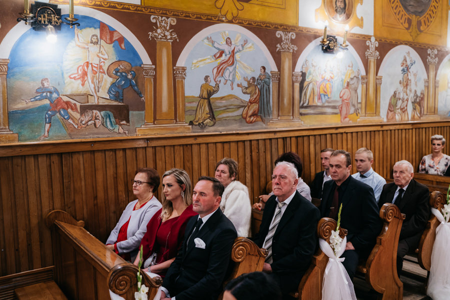 folwark zalesie, sesja ślubna, reportaż ślubny, sukienka, panna młoda, pan młody, wesele z pięknym widokiem