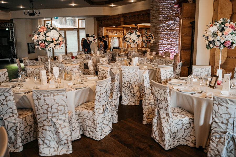 chochołowy dwór, ślub klasyczny, eleganckie miejsce na przyjęcie ślubne, międzynarodowe wesele