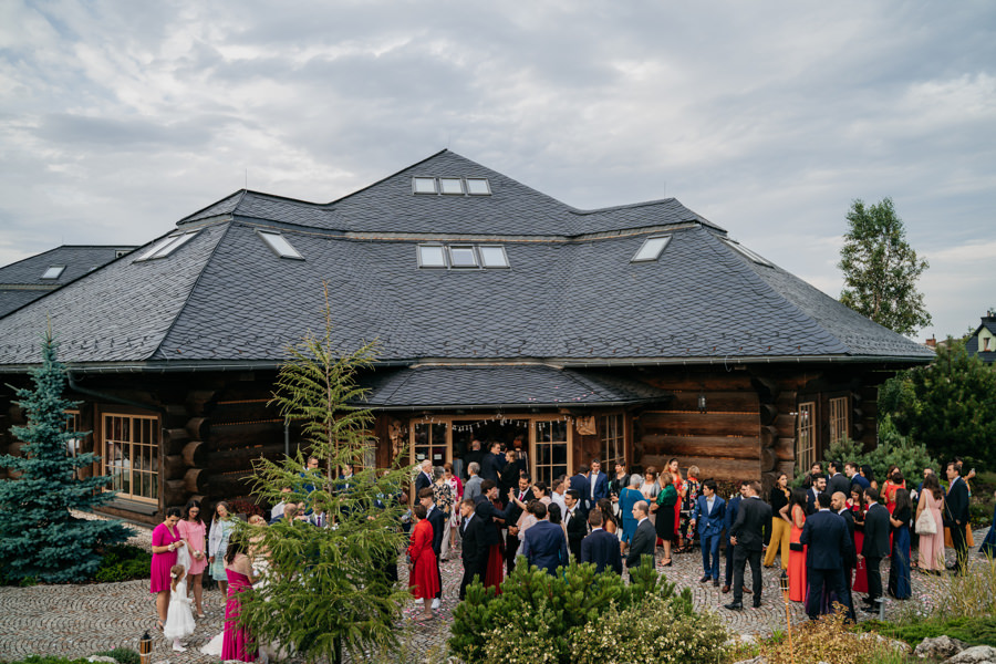 chochołowy dwór, ślub klasyczny, eleganckie miejsce na przyjęcie ślubne, międzynarodowe wesele