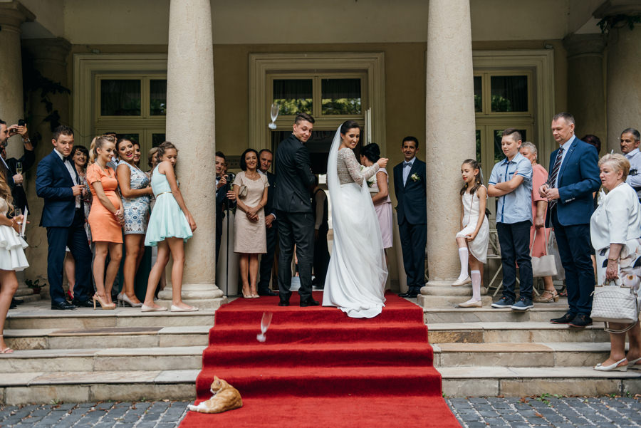 dwór sieraków wesele, powitanie pary młodej