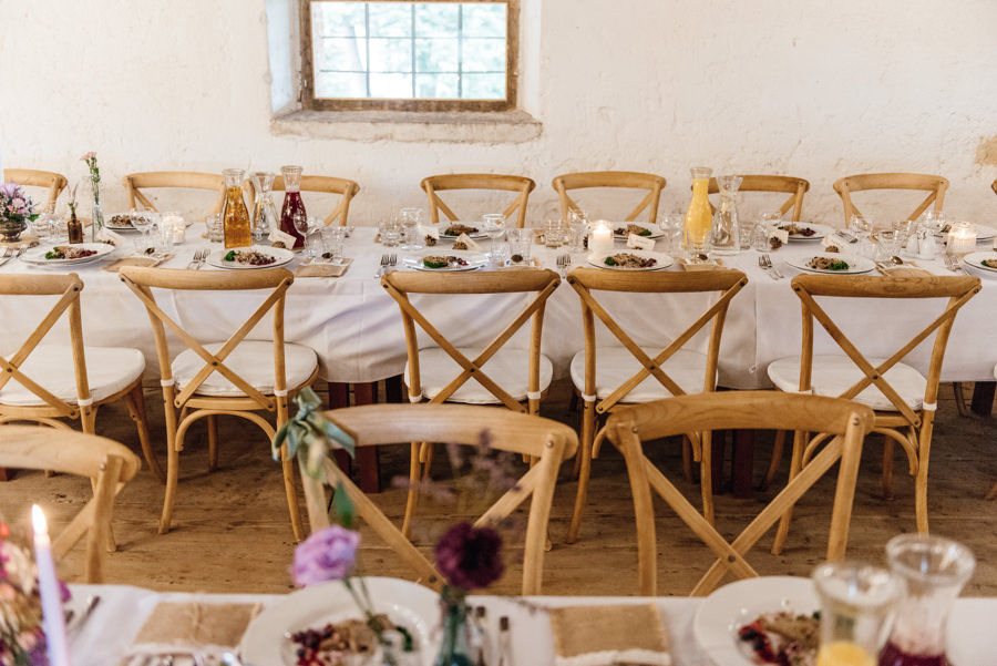 oaza leńcze, wesele w plenerze, rustylkalny ślub, zdjęcie grupowe na ślubie