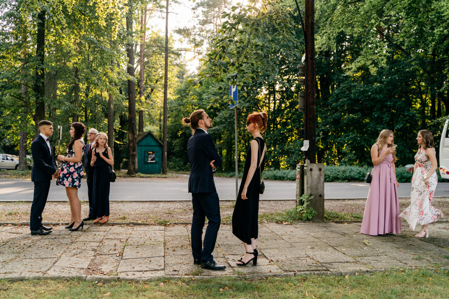 ojcowski dworek, ślub pod krakowem, sesja w ojcowie, klimatyczne miejsce na przyjęcie