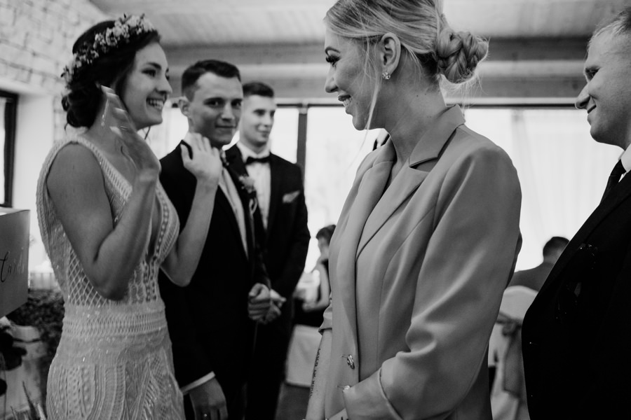 ojcowski dworek, ślub pod krakowem, sesja w ojcowie, klimatyczne miejsce na przyjęcie