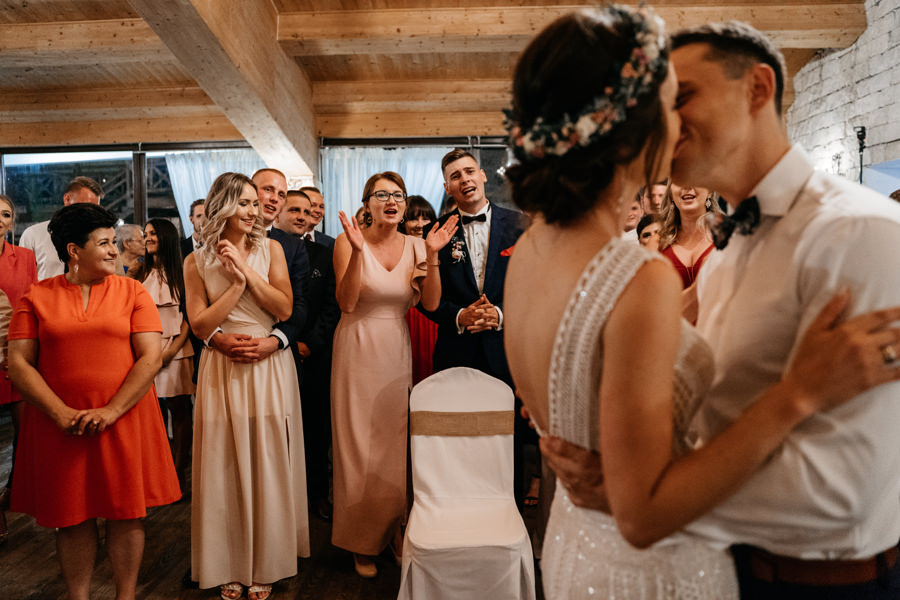 ojcowski dworek, ślub pod krakowem, sesja w ojcowie, klimatyczne miejsce na przyjęcie