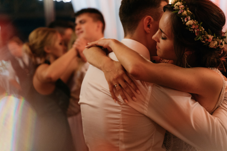 ojcowski dworek, ślub pod krakowem, sesja w ojcowie, klimatyczne miejsce na przyjęcie