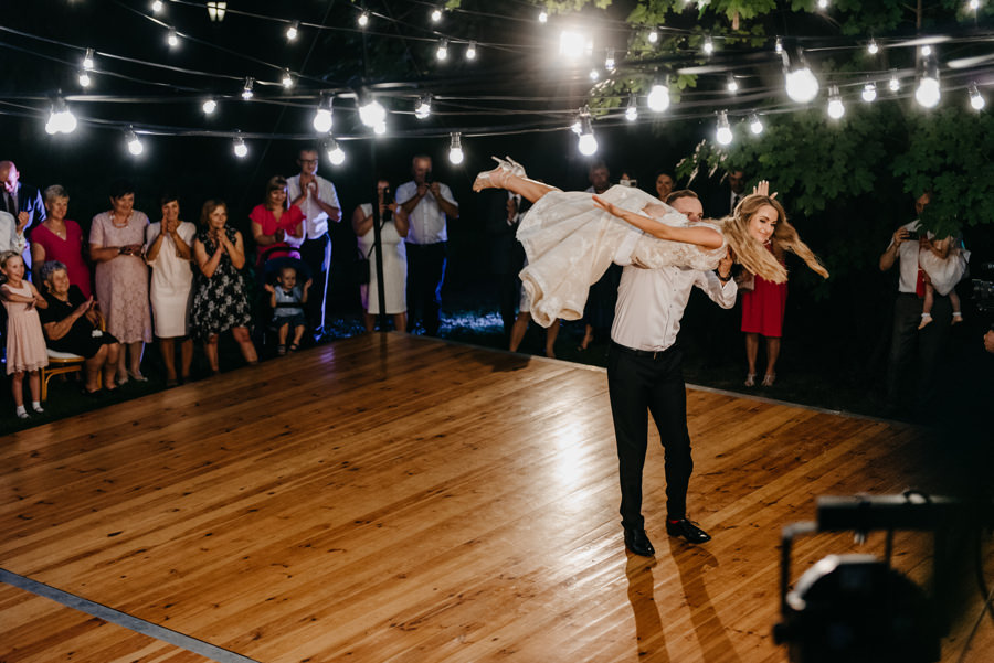 sesja w dniu ślubu, pałac żeleńskich grodkowice, wesele w plenerze