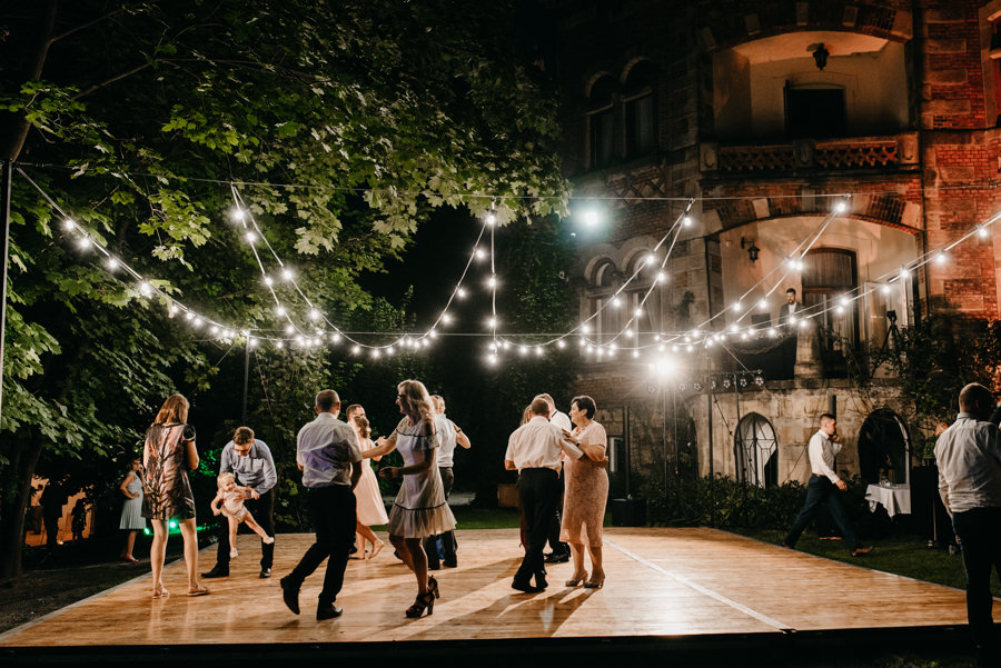 sesja w dniu ślubu, pałac żeleńskich grodkowice, wesele w plenerze