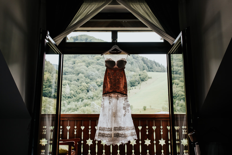 suknia ślubna, willa poprad, przygotowania panny młodej, przygotowania w willa poprad