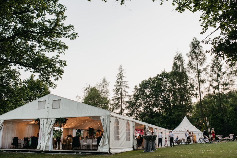 dwór sieraków wesele plenerowy ślub w dworze sieraków ślub w plenerze sesja plenerowa w krakowie ślub z wedding plannerem