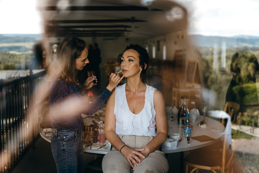 ślub w villa love, przygotowania panny młodej, makijaż ślubny, make up do ślubu