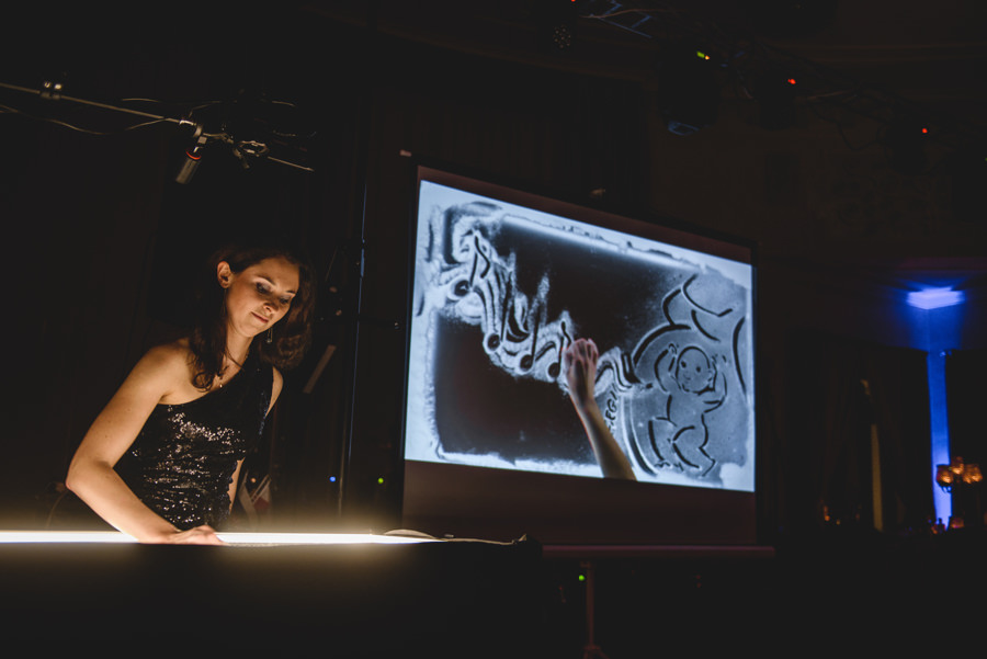 atrakcje na wesele, historia malowana piaskiem