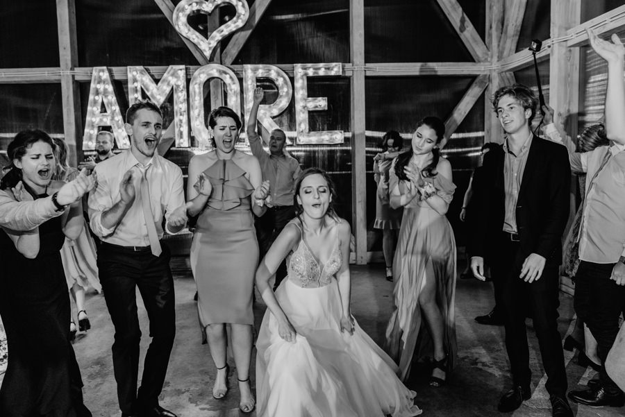 oczyszczalnia miejsce, reportaż ślubny, zdjęcia ślubne , ludwików, lmfoto, para młoda, panna młoda, lmfoto