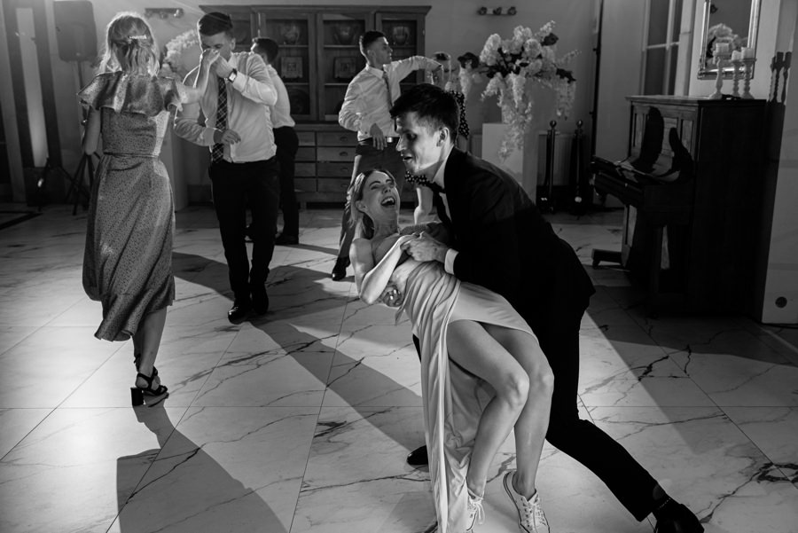 lmfoto, fotograf slubny kraków, wesele w krakowie, para młoda, dzień ślubu