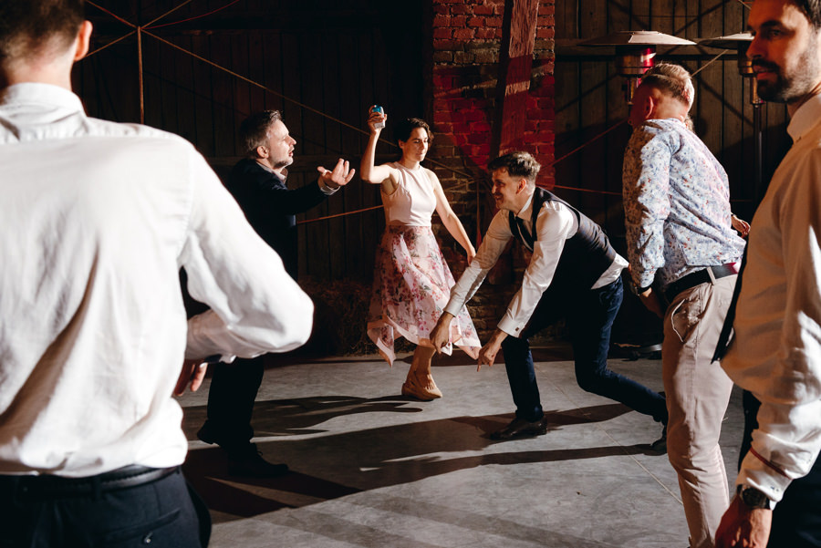 wesele w sadach albigowa