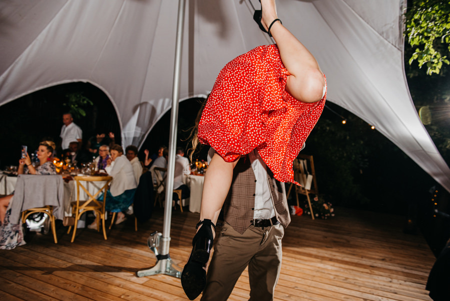 krakow ślub, ślub w marcyporebie, wesele pod krakowem, wesele w Marcyporebie, para mloda, slub po krakowsku