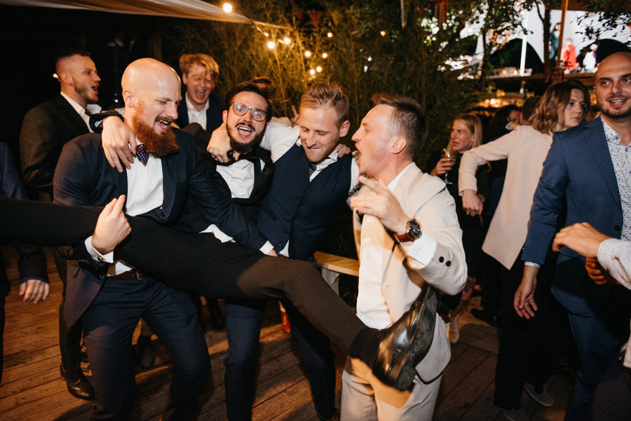 krakow ślub, ślub w marcyporebie, wesele pod krakowem, wesele w Marcyporebie, para mloda, slub po krakowsku