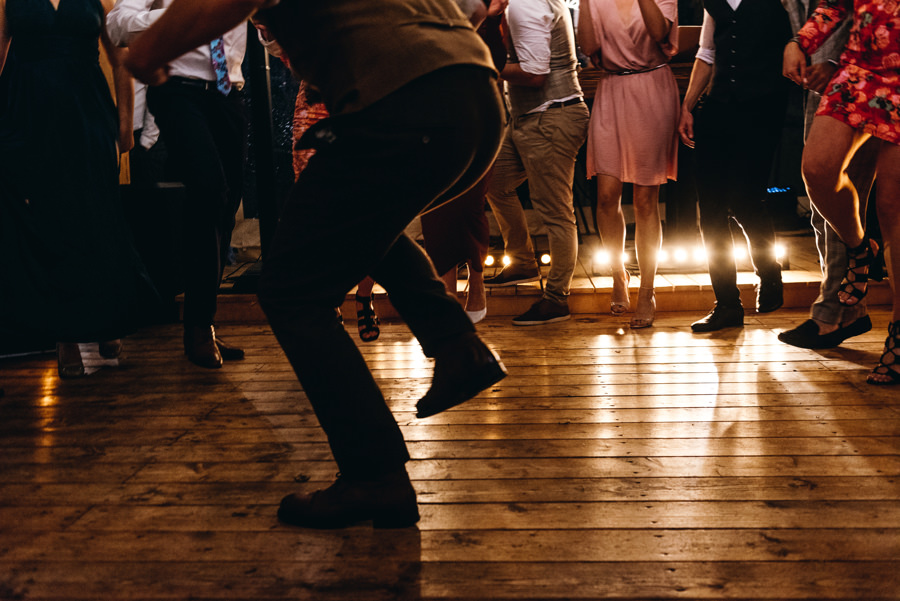 lipowe siedlisko stodola weselna, rustykalne wesele