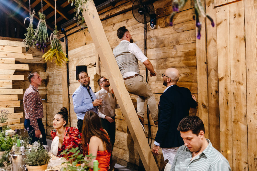 lipowe siedlisko stodola weselna, rustykalne wesele, szalona impreza weselna