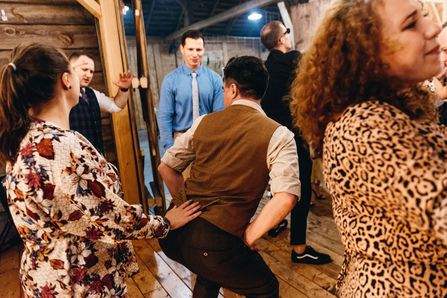 lipowe siedlisko stodola weselna, rustykalne wesele, szalona impreza weselna, reportaz slubny